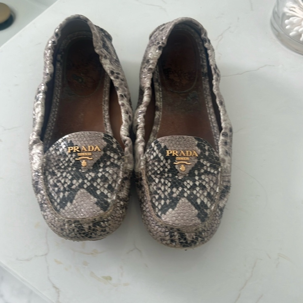 Vintage snakeskin Prada loafers size 39 1/2